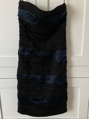 Alice + Olivia Black and Navy Strapless Pleated Silk Dress
